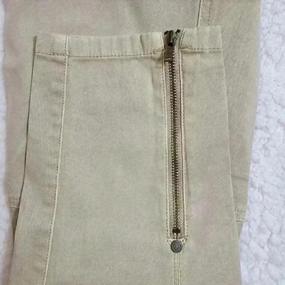 Orvis Cargo Pants Womens 8 Tan Khaki Chino Outdoor Hiking Camping Gorpcore - Picture 5 of 16